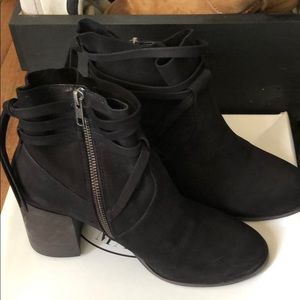 Steve Madden Boots